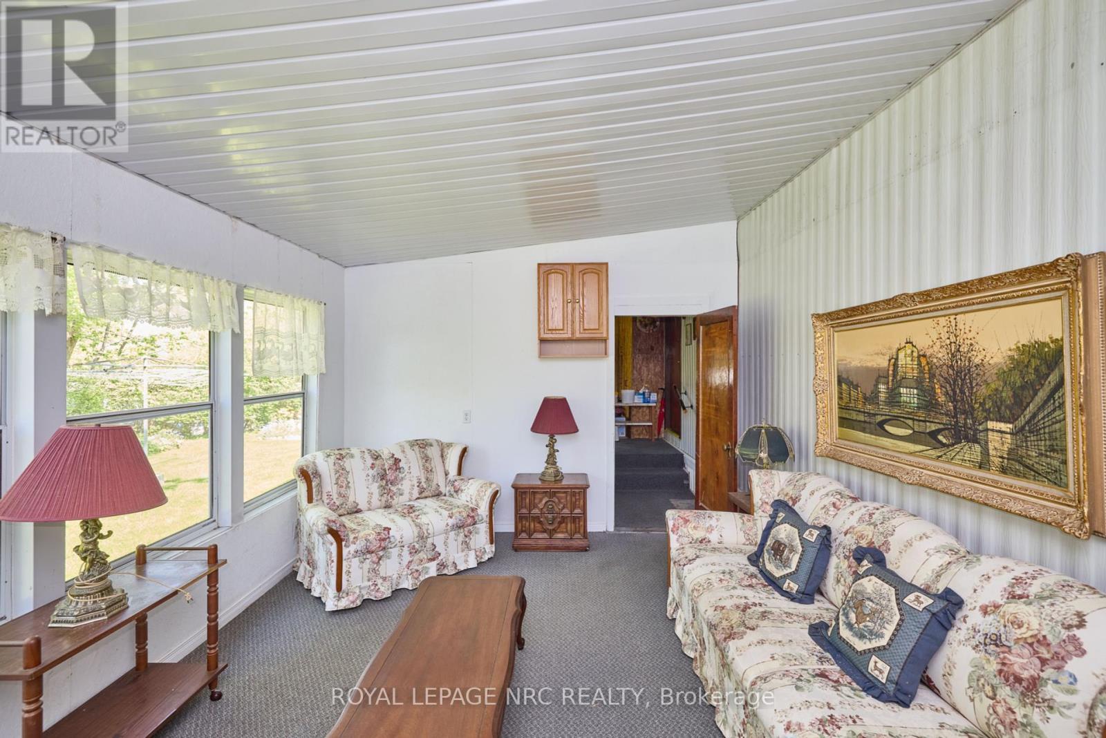












240 - 23 FOUR MILE CREEK ROAD

,
Niagara-on-the-Lake (St. Davids),




Ontario
L0S1J1

