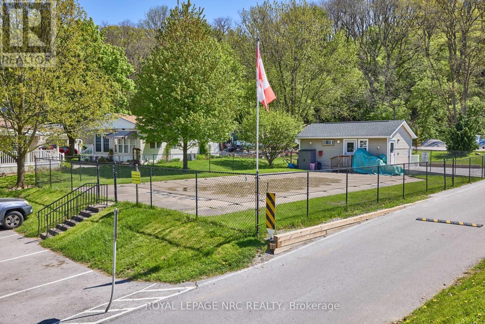 












240 - 23 FOUR MILE CREEK ROAD

,
Niagara-on-the-Lake (St. Davids),




Ontario
L0S1J1

