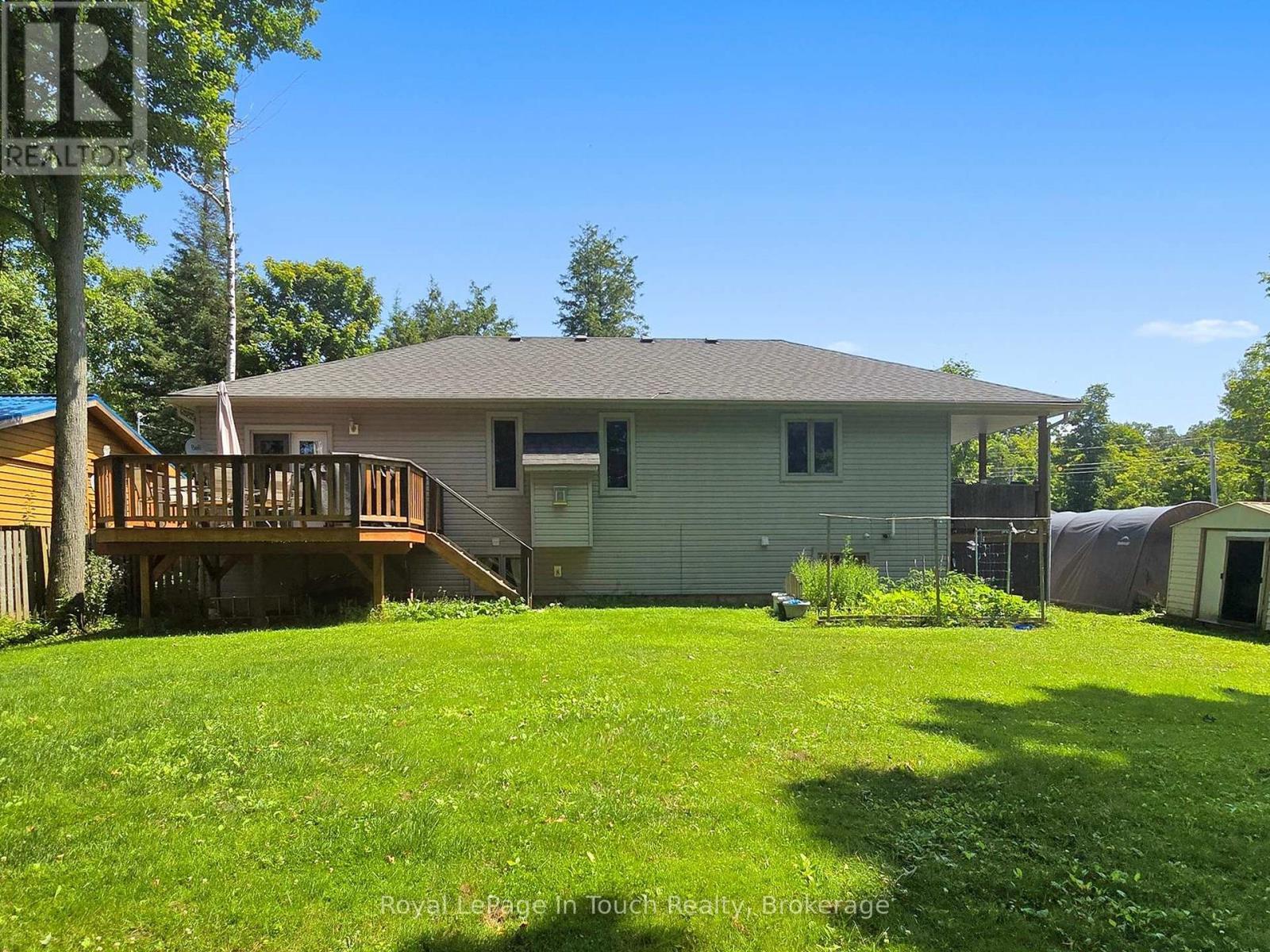 












122 TROUT LANE

,
Tiny,




Ontario
L9M0J1

