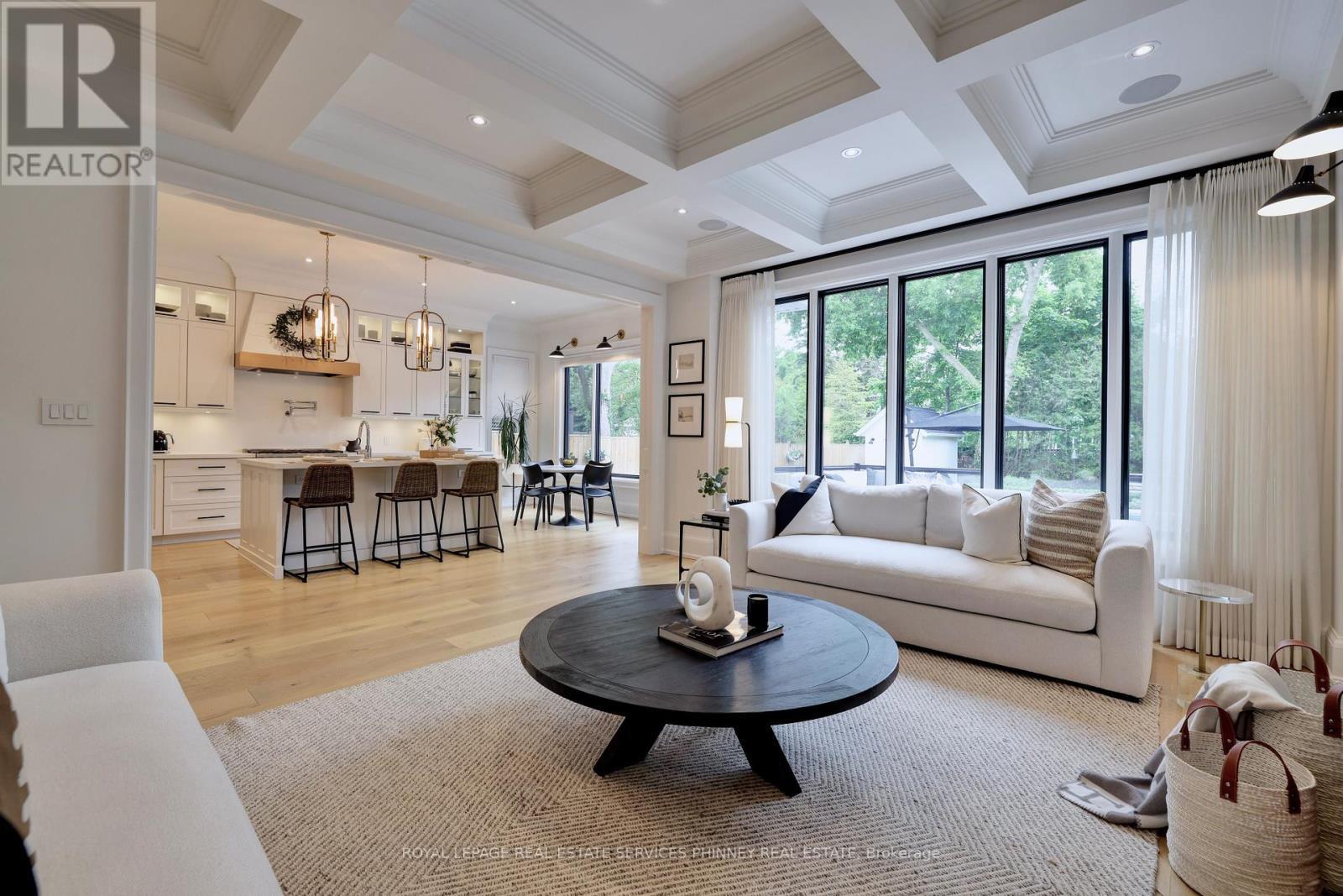 












179 DOUGLAS AVENUE

,
Oakville,




Ontario
L6J3R9

