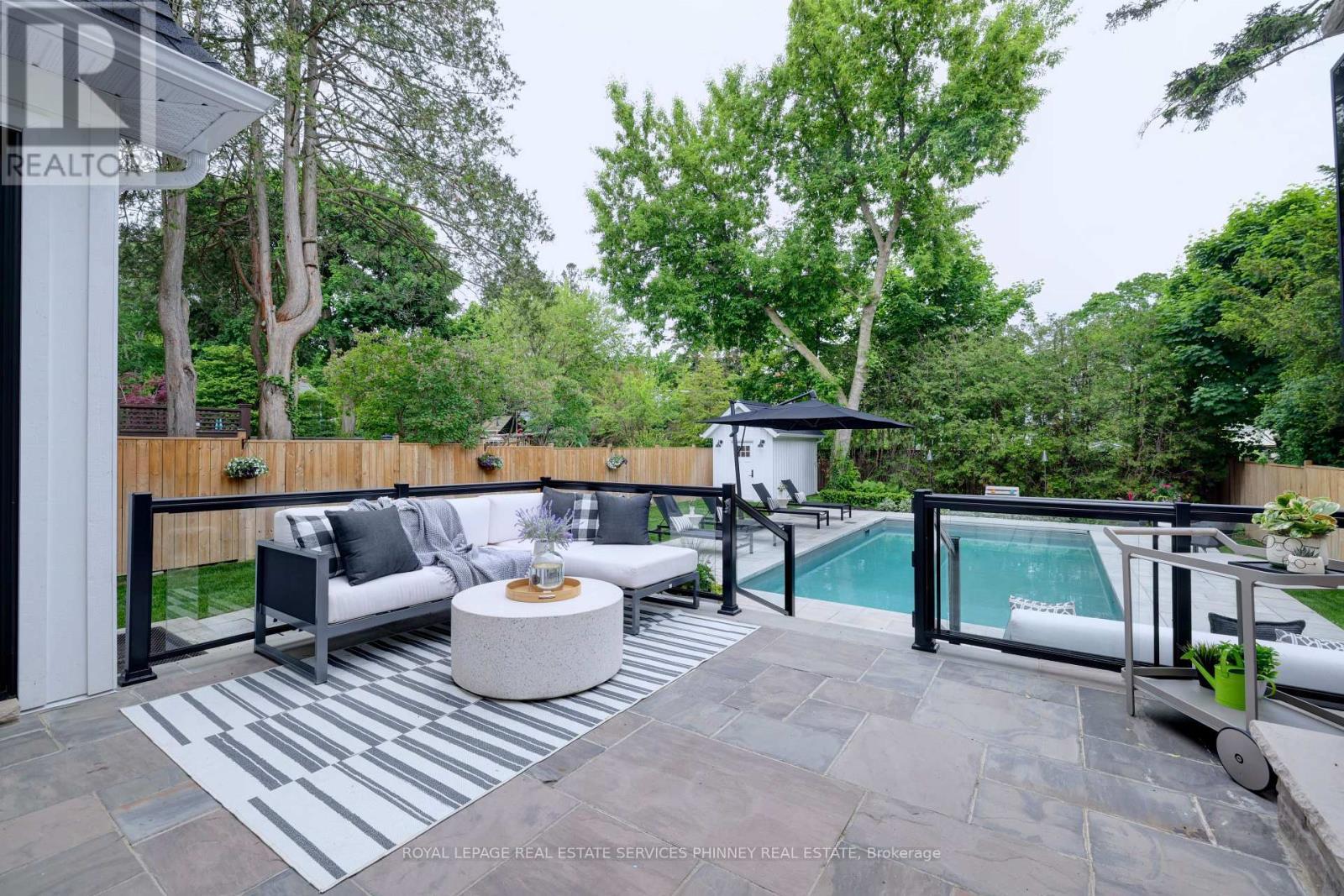 












179 DOUGLAS AVENUE

,
Oakville,




Ontario
L6J3R9

