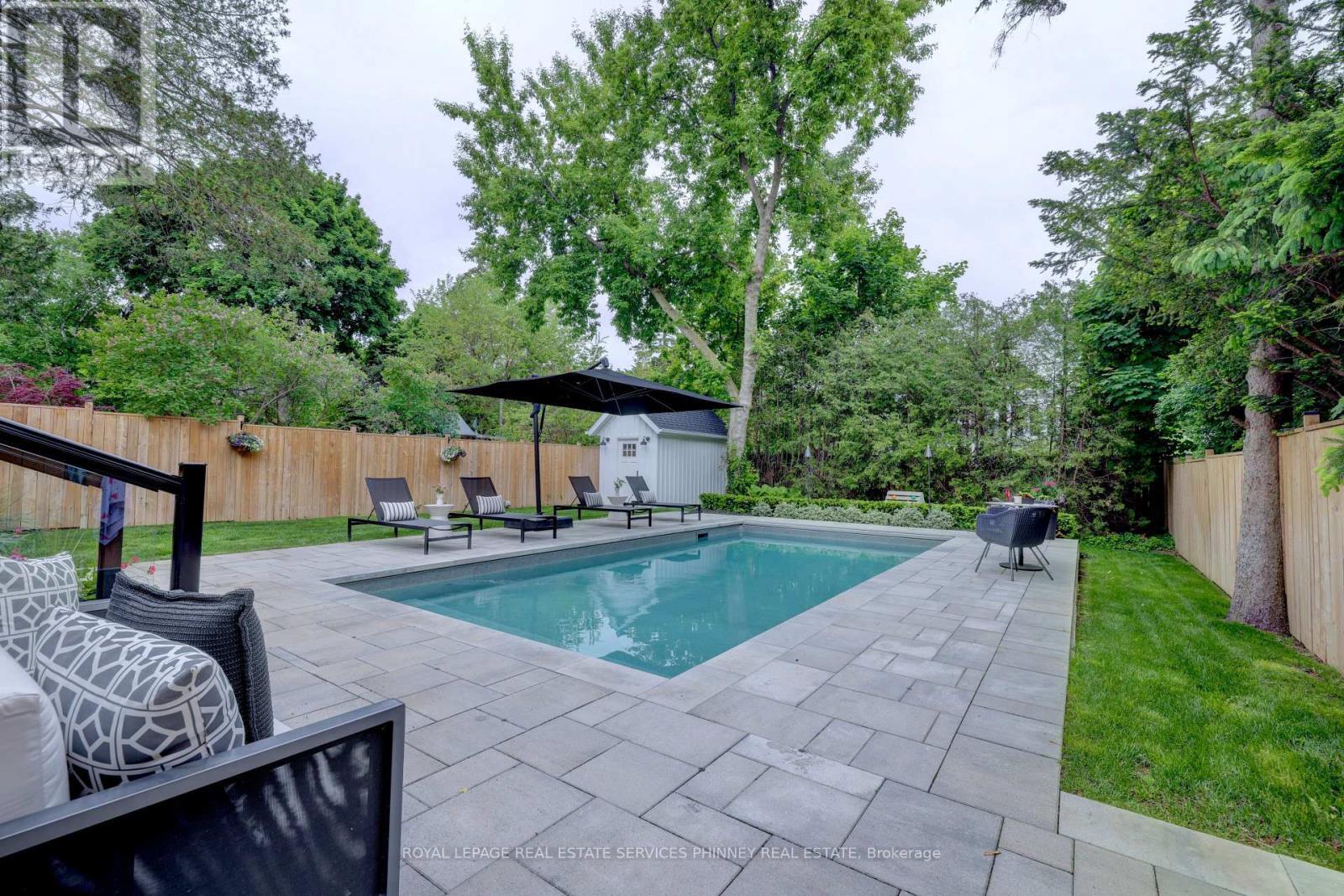 












179 DOUGLAS AVENUE

,
Oakville,




Ontario
L6J3R9

