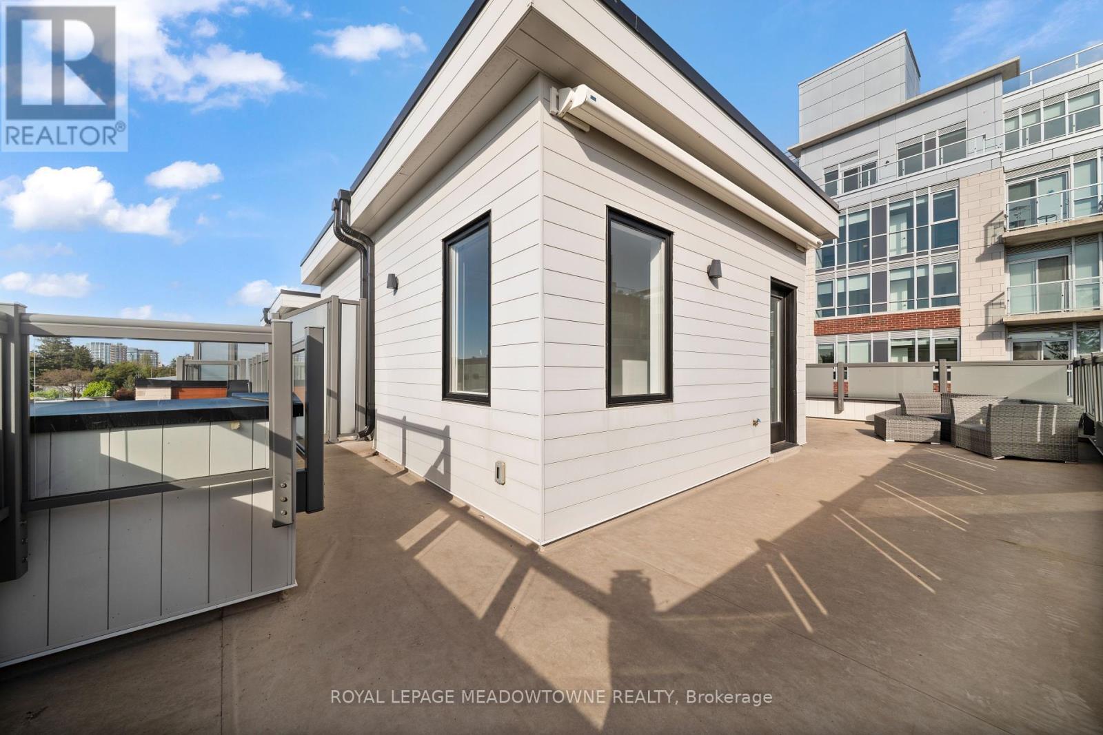 












121 HIGH STREET W

,
Mississauga,




Ontario
L5H1K4

