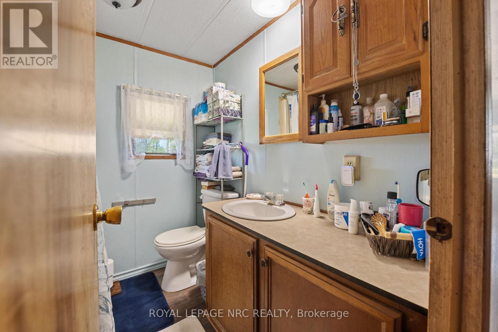 












199 DICKHOUT ROAD

,
Haldimand,




Ontario
N0A1K0

