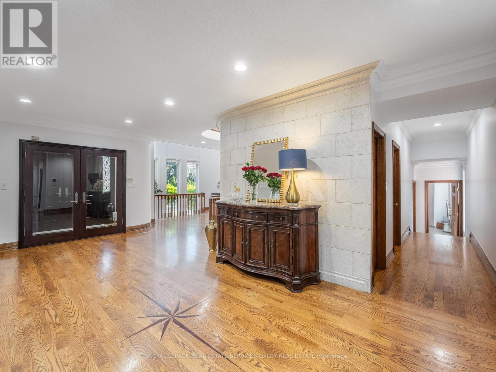 












12 WESTMOUNT PARK ROAD

,
Toronto,




Ontario
M9P1R5

