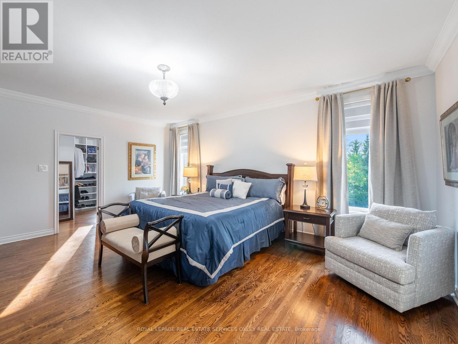 












12 WESTMOUNT PARK ROAD

,
Toronto,




Ontario
M9P1R5

