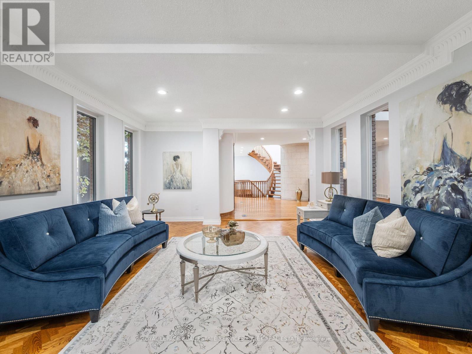 












12 WESTMOUNT PARK ROAD

,
Toronto,




Ontario
M9P1R5

