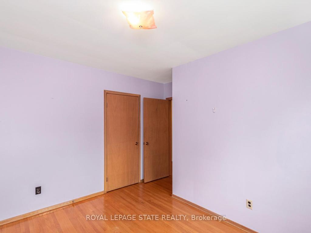 









30


Greeningdon

Drive,
Hamilton,




ON
L9A 3A7

