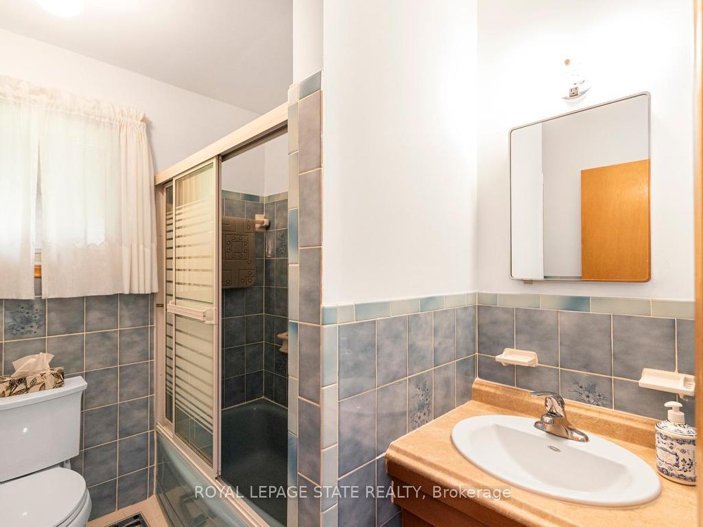 









30


Greeningdon

Drive,
Hamilton,




ON
L9A 3A7


