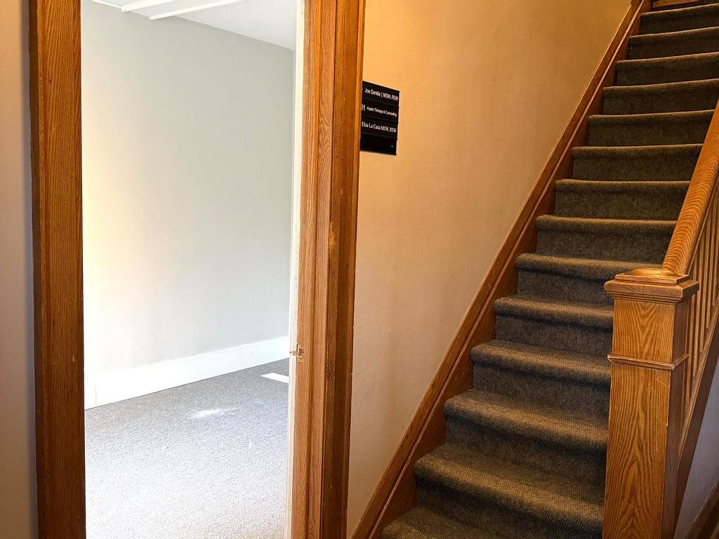 









33


King

Street West, EM2,
Caledon,




ON
L7E 1C7


