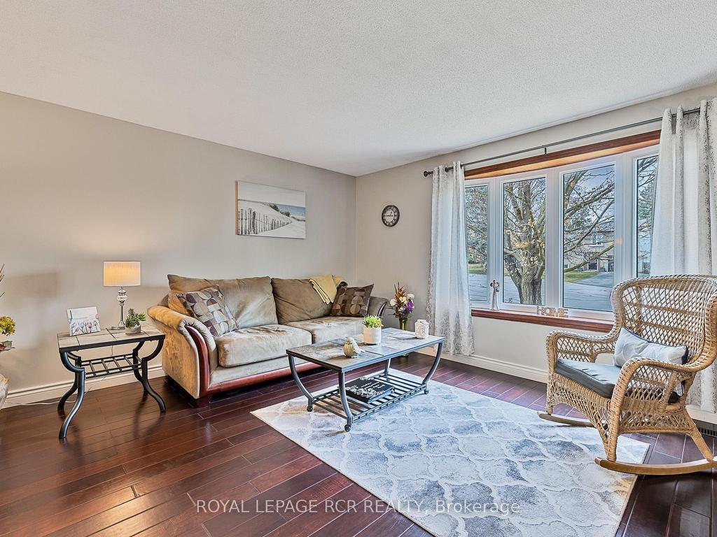 









235


Hibiscus

Court,
Newmarket,




ON
L3Y 5L1

