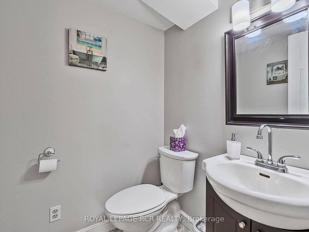 









235


Hibiscus

Court,
Newmarket,




ON
L3Y 5L1

