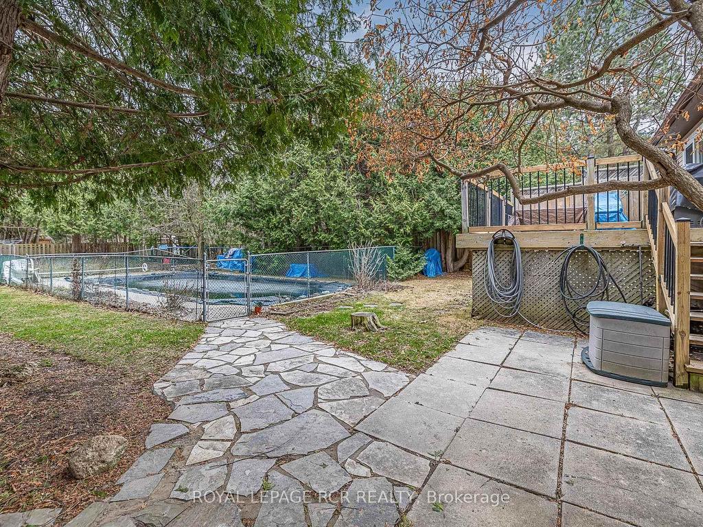 









235


Hibiscus

Court,
Newmarket,




ON
L3Y 5L1

