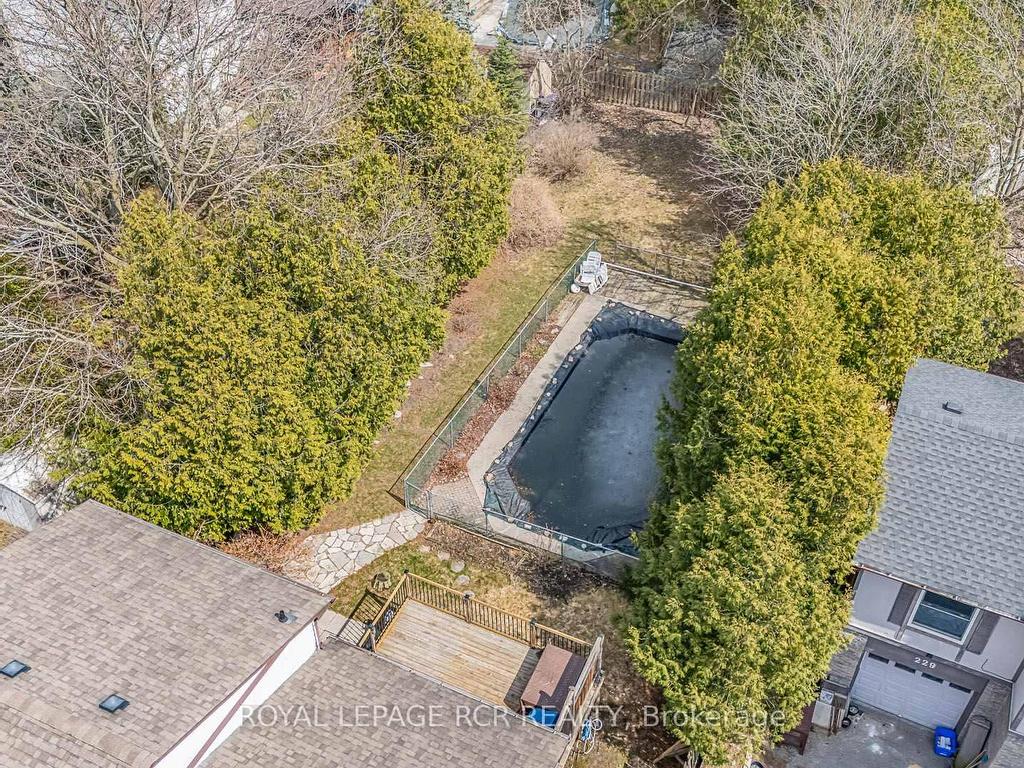 









235


Hibiscus

Court,
Newmarket,




ON
L3Y 5L1

