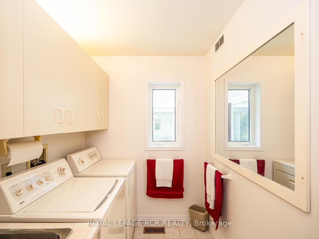 









32


White Bark

Way,
Centre Wellington,




ON
N0B 1J0

