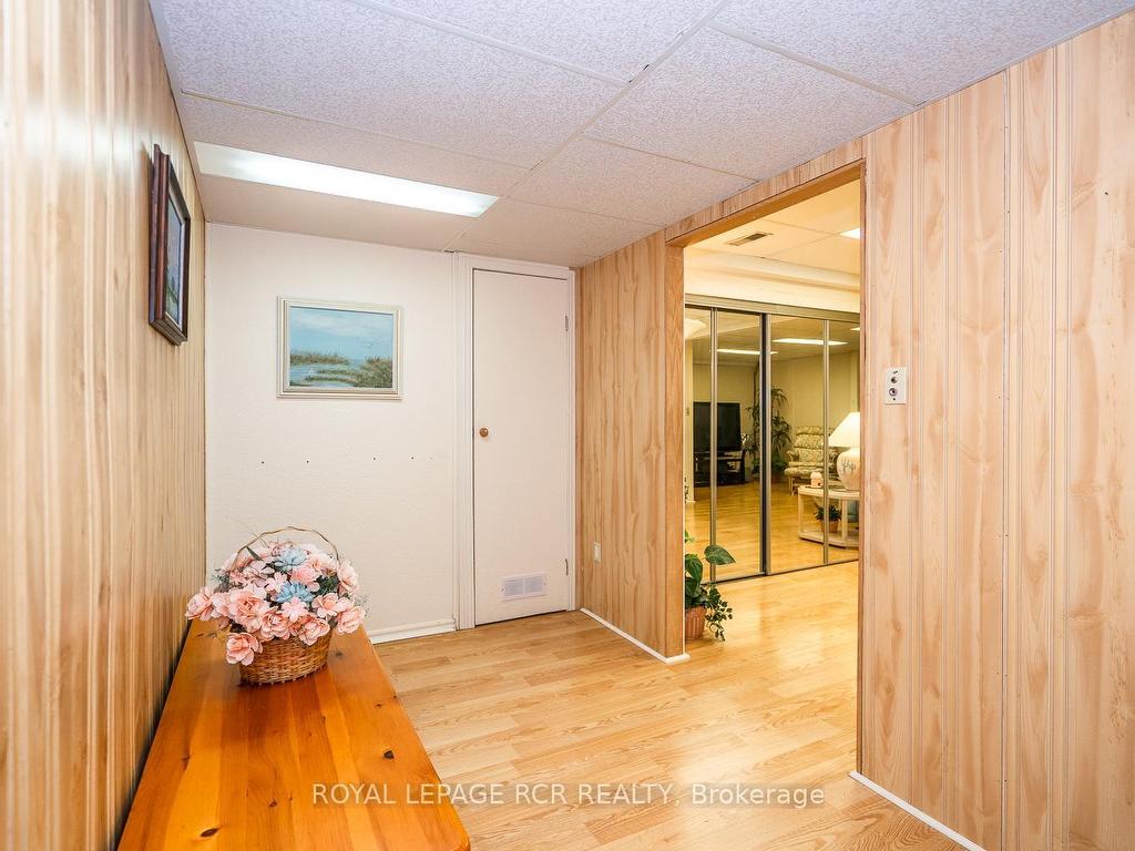









32


White Bark

Way,
Centre Wellington,




ON
N0B 1J0

