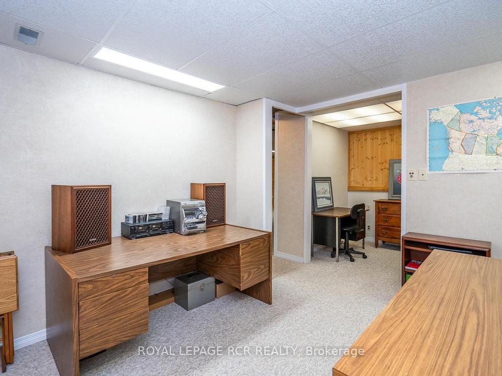 









32


White Bark

Way,
Centre Wellington,




ON
N0B 1J0

