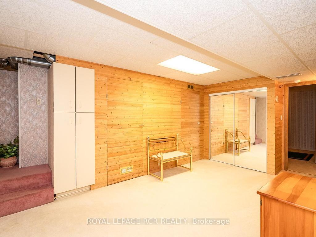 









32


White Bark

Way,
Centre Wellington,




ON
N0B 1J0

