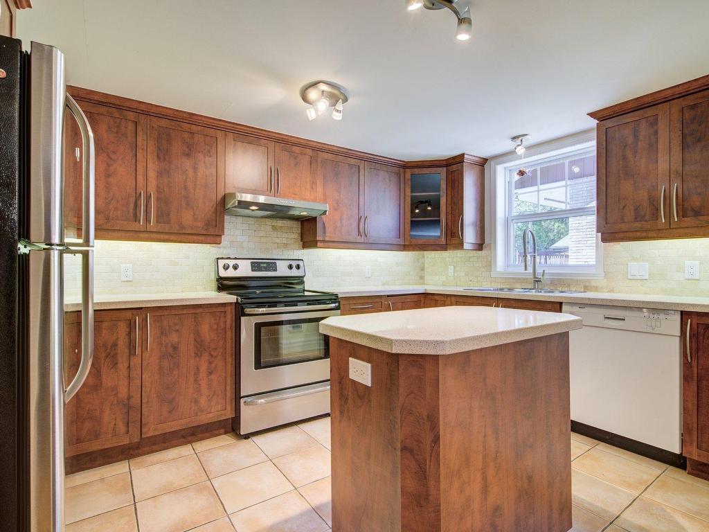









4022


Rue Du Quesne

,
Mercier/Hochelaga-Maisonneuve (Montréal),




QC
H1M2J8

