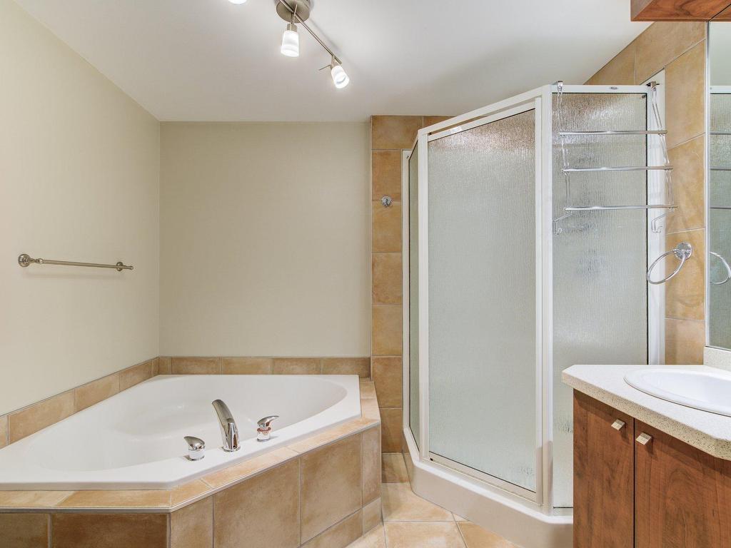 









4022


Rue Du Quesne

,
Mercier/Hochelaga-Maisonneuve (Montréal),




QC
H1M2J8

