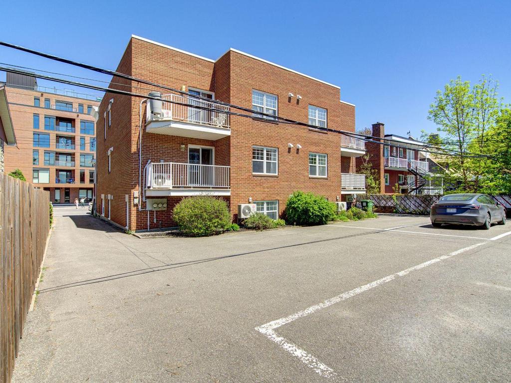 









4022


Rue Du Quesne

,
Mercier/Hochelaga-Maisonneuve (Montréal),




QC
H1M2J8

