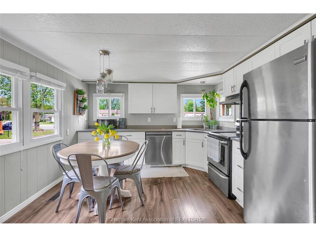 









22220


Charing Cross

Road, 16,
Chatham,




ON
N7M 5V8

