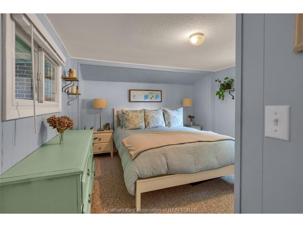 









22220


Charing Cross

Road, 16,
Chatham,




ON
N7M 5V8

