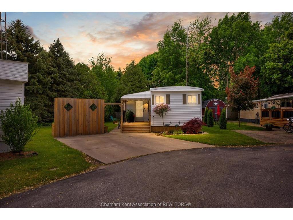 









22220


Charing Cross

Road, 16,
Chatham,




ON
N7M 5V8

