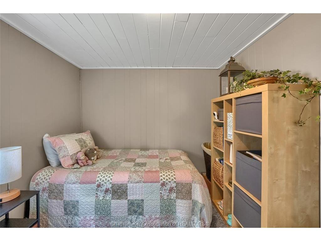 









22220


Charing Cross

Road, 16,
Chatham,




ON
N7M 5V8

