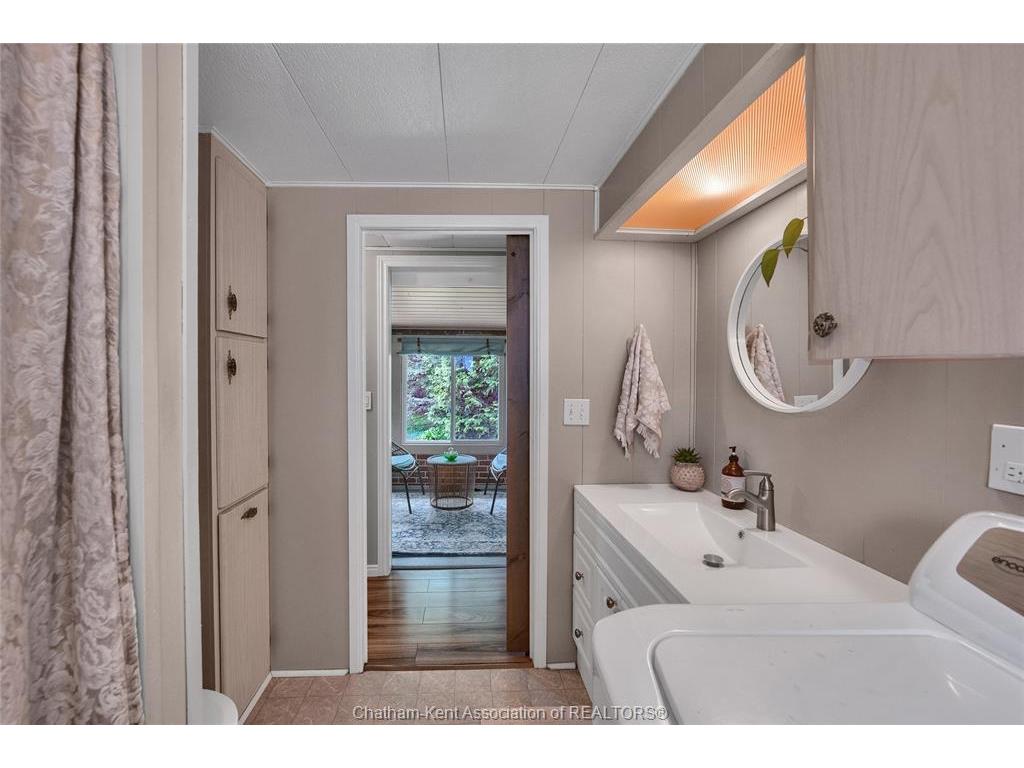 









22220


Charing Cross

Road, 16,
Chatham,




ON
N7M 5V8

