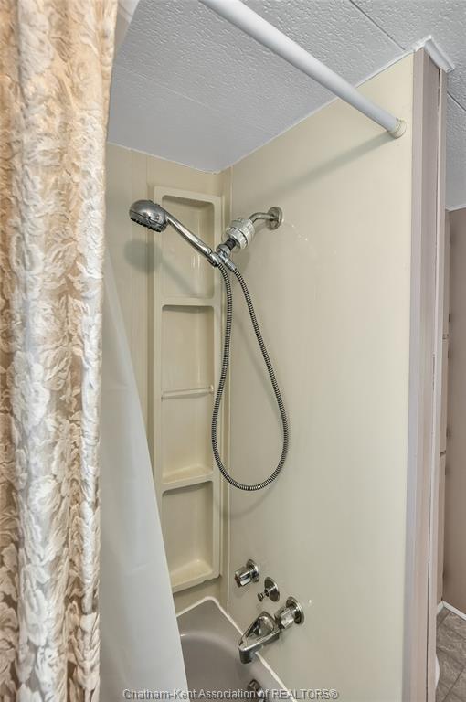









22220


Charing Cross

Road, 16,
Chatham,




ON
N7M 5V8

