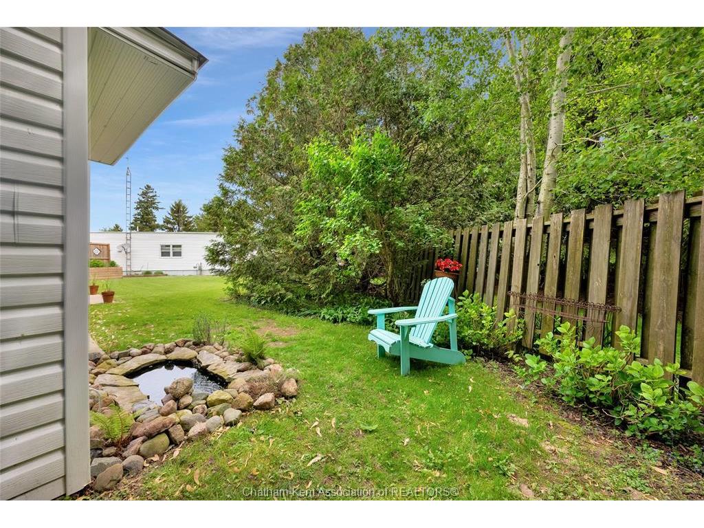 









22220


Charing Cross

Road, 16,
Chatham,




ON
N7M 5V8

