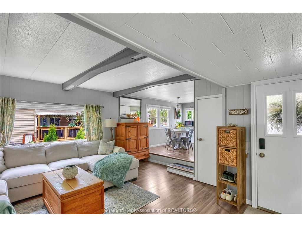 









22220


Charing Cross

Road, 16,
Chatham,




ON
N7M 5V8


