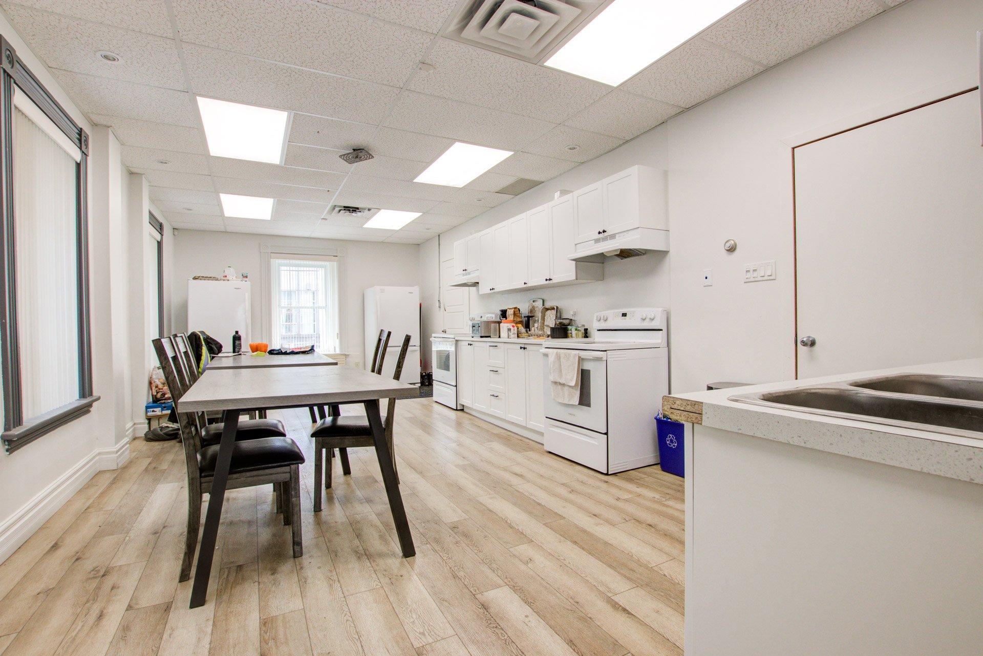 









83


Rue George

,
Sorel-Tracy,




QC
J3P1C2

