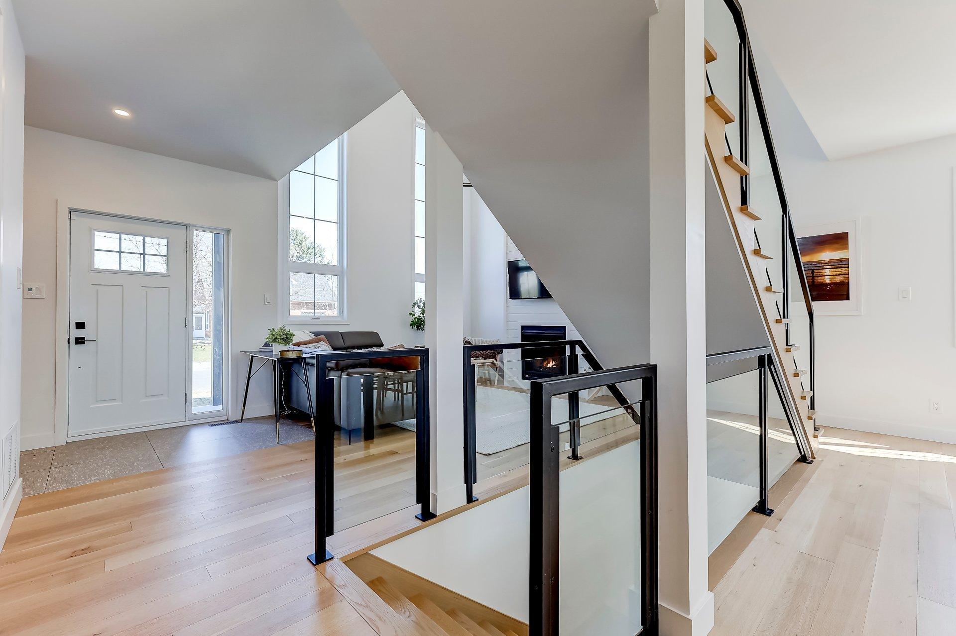 









530


Rue Pierre-Lebeau

,
Farnham,




QC
J2N2V5

