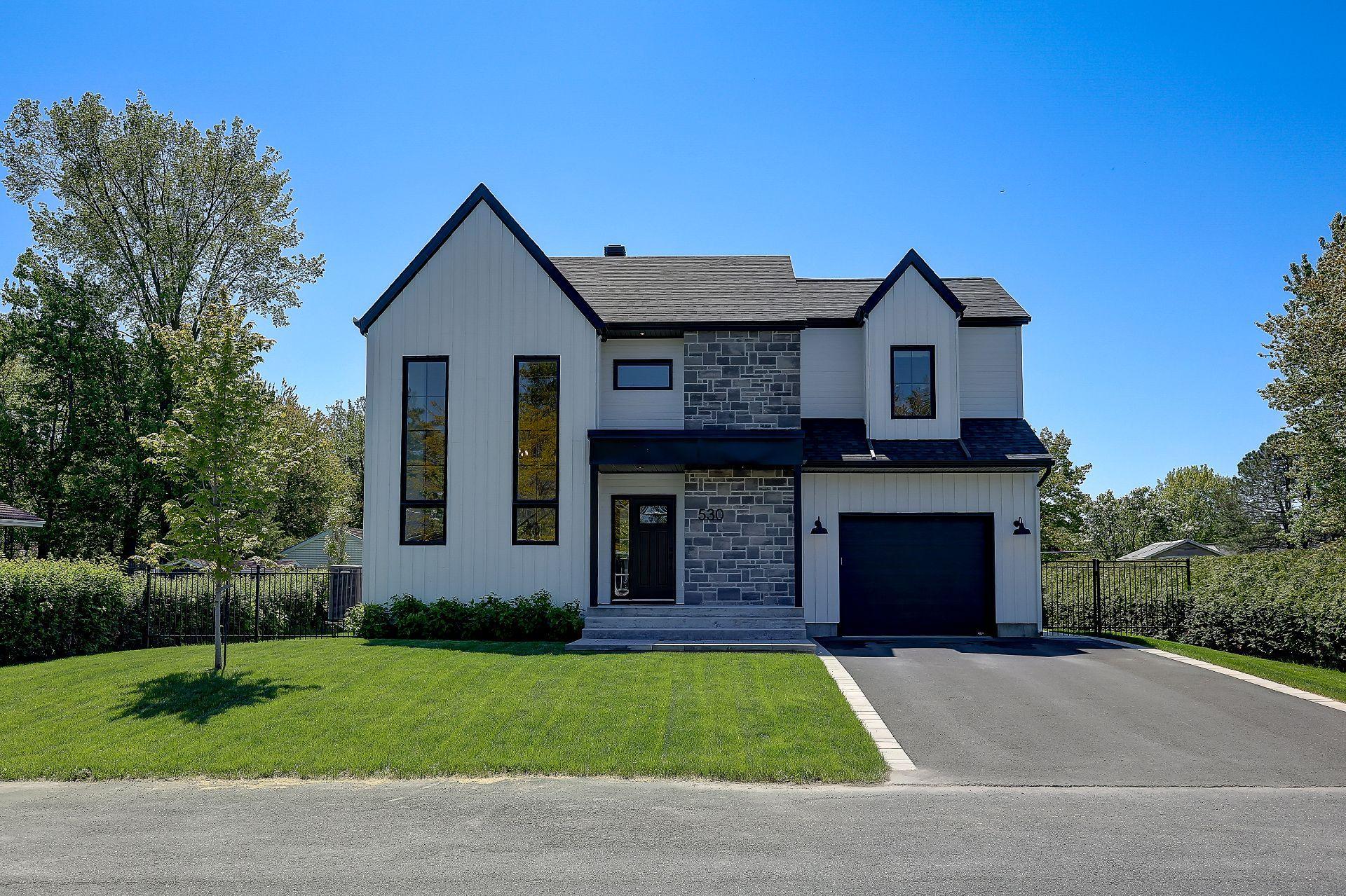 









530


Rue Pierre-Lebeau

,
Farnham,




QC
J2N2V5


