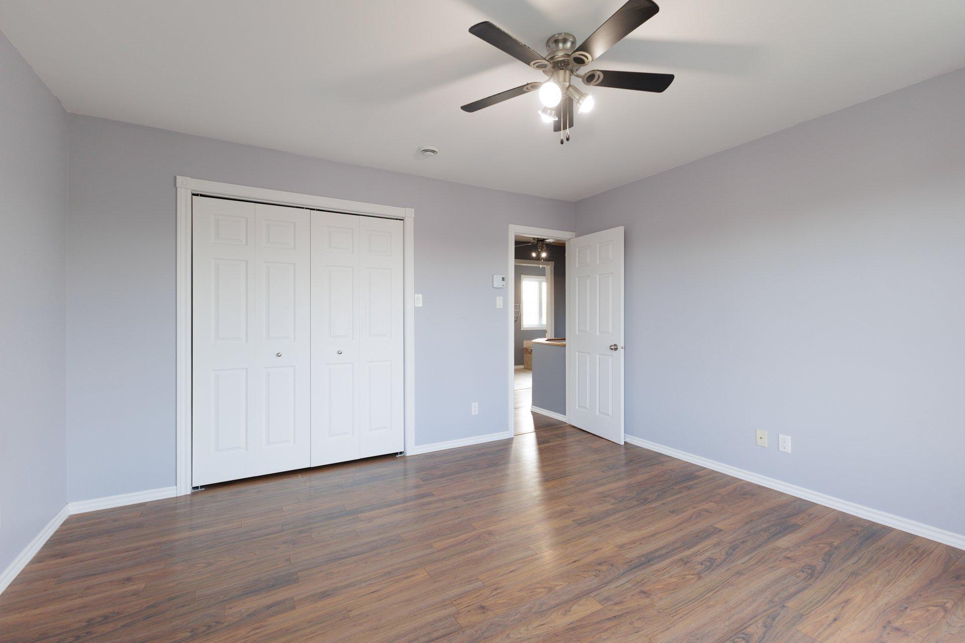 









207


25e Avenue

,
Saint-Zotique,




QC
J0P1Z2

