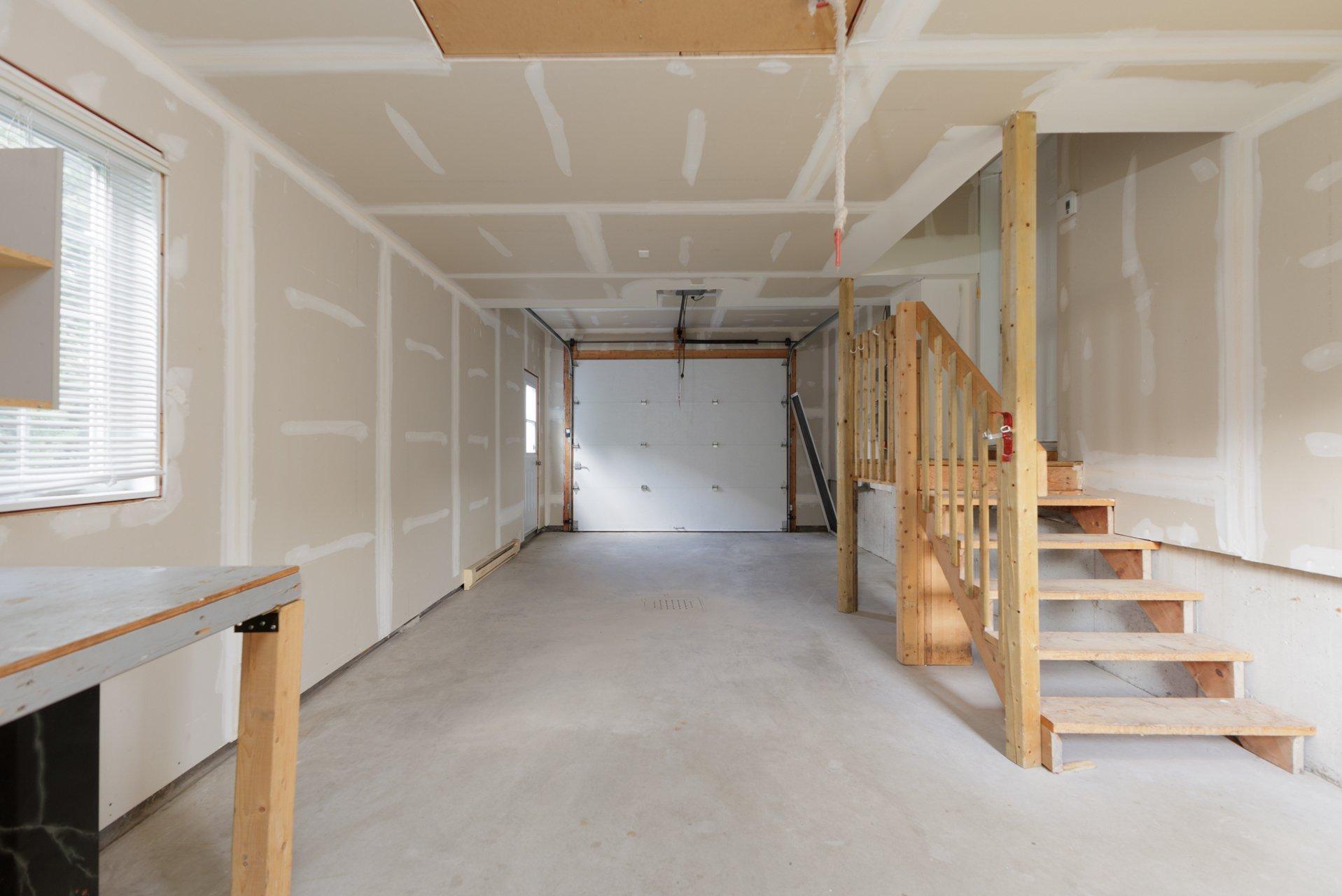 









207


25e Avenue

,
Saint-Zotique,




QC
J0P1Z2

