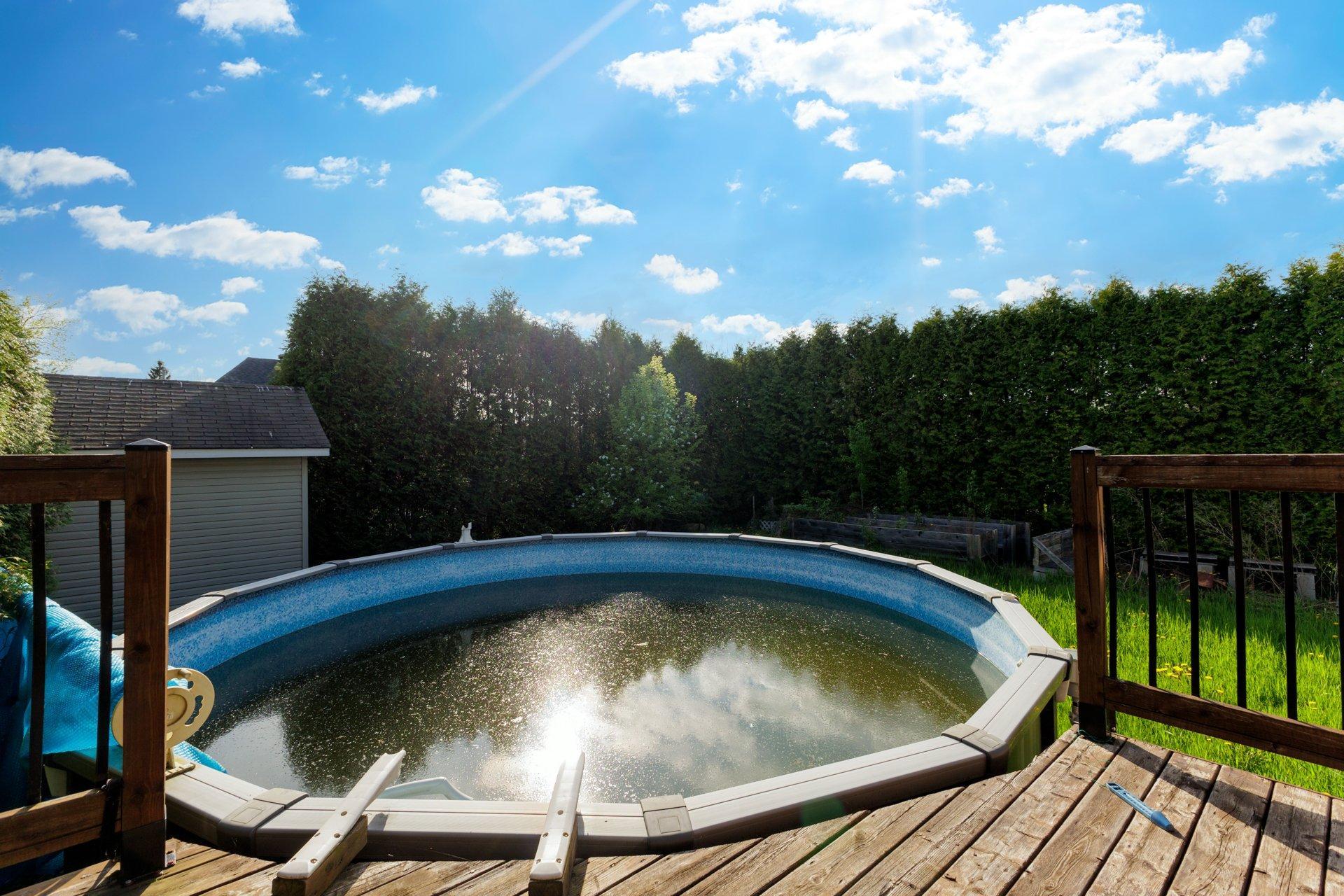 









207


25e Avenue

,
Saint-Zotique,




QC
J0P1Z2


