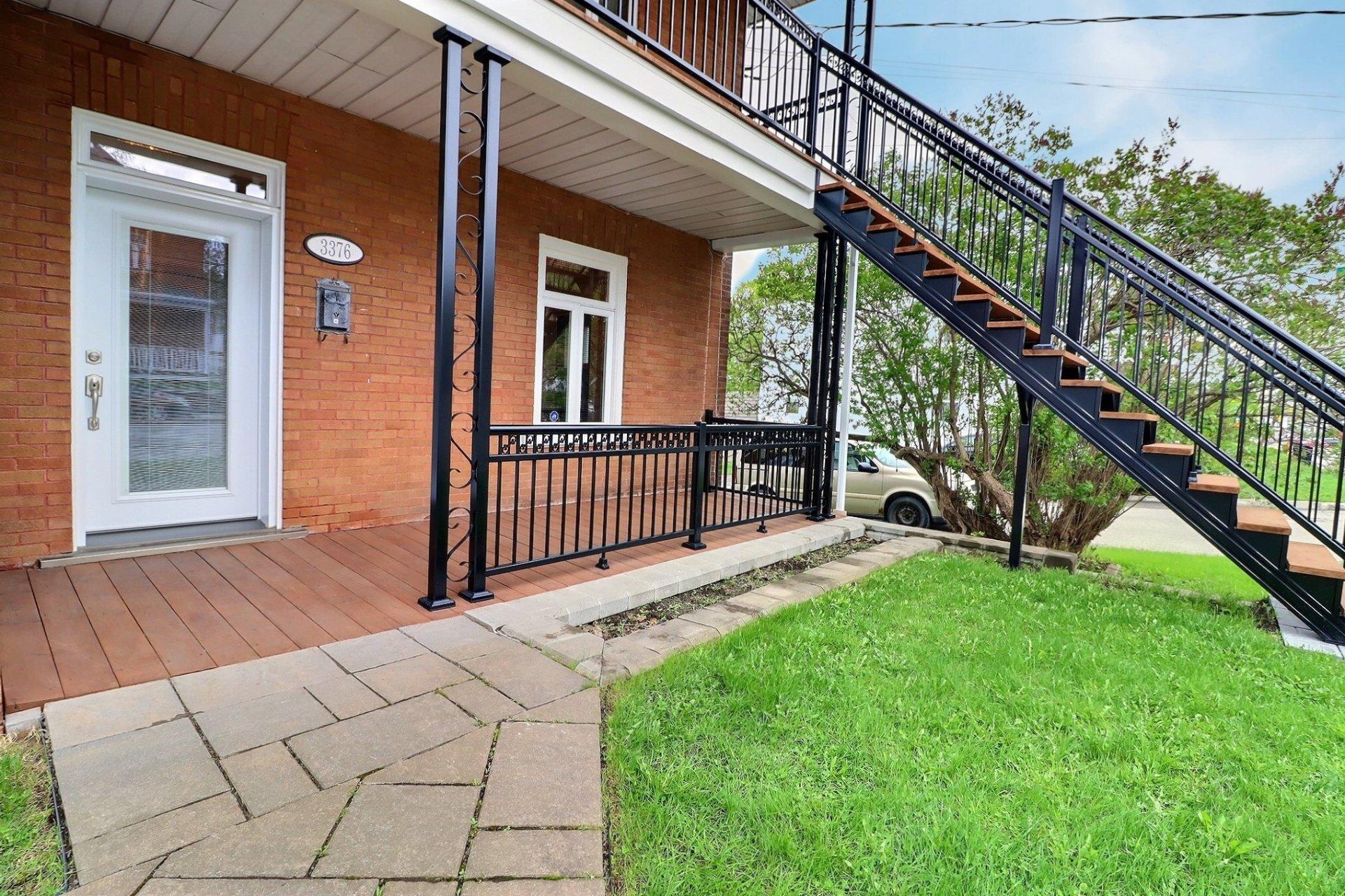 









3376


Ch. Royal

,
Québec (Beauport),




QC
G1E1W2

