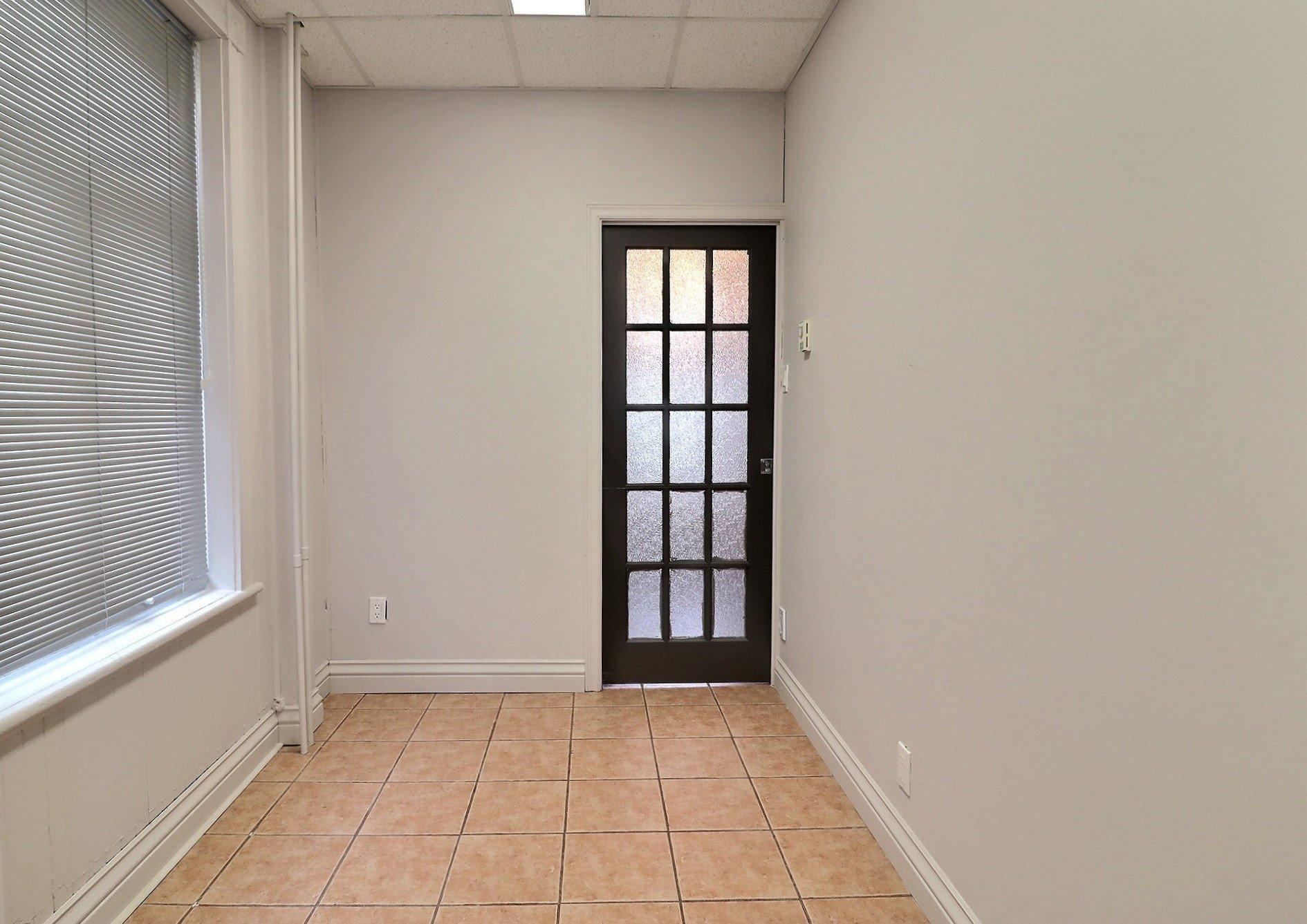 









3376


Ch. Royal

,
Québec (Beauport),




QC
G1E1W2

