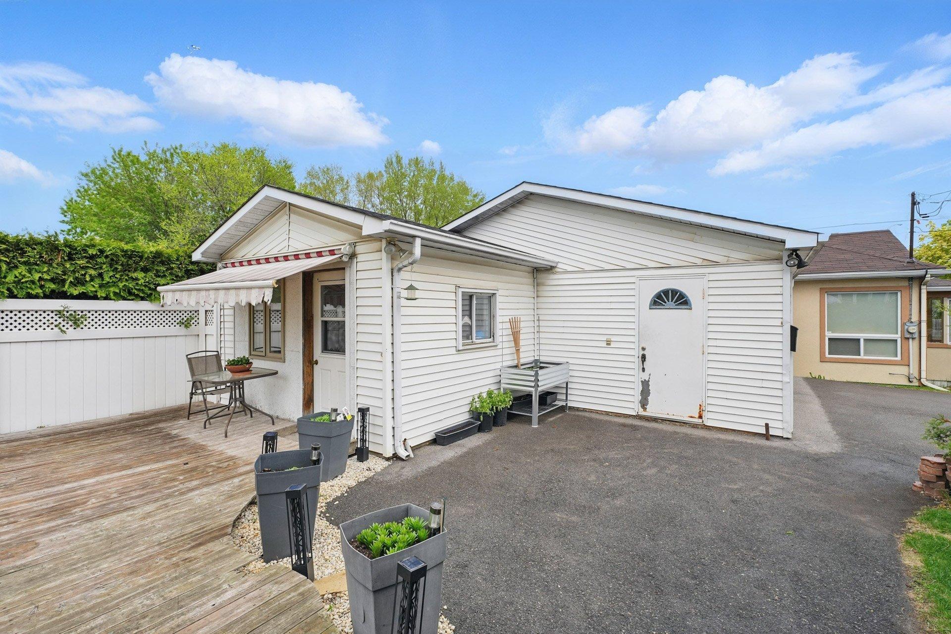 









12


Boul. Lorrain

,
Gatineau (Gatineau),




QC
J8P2C8

