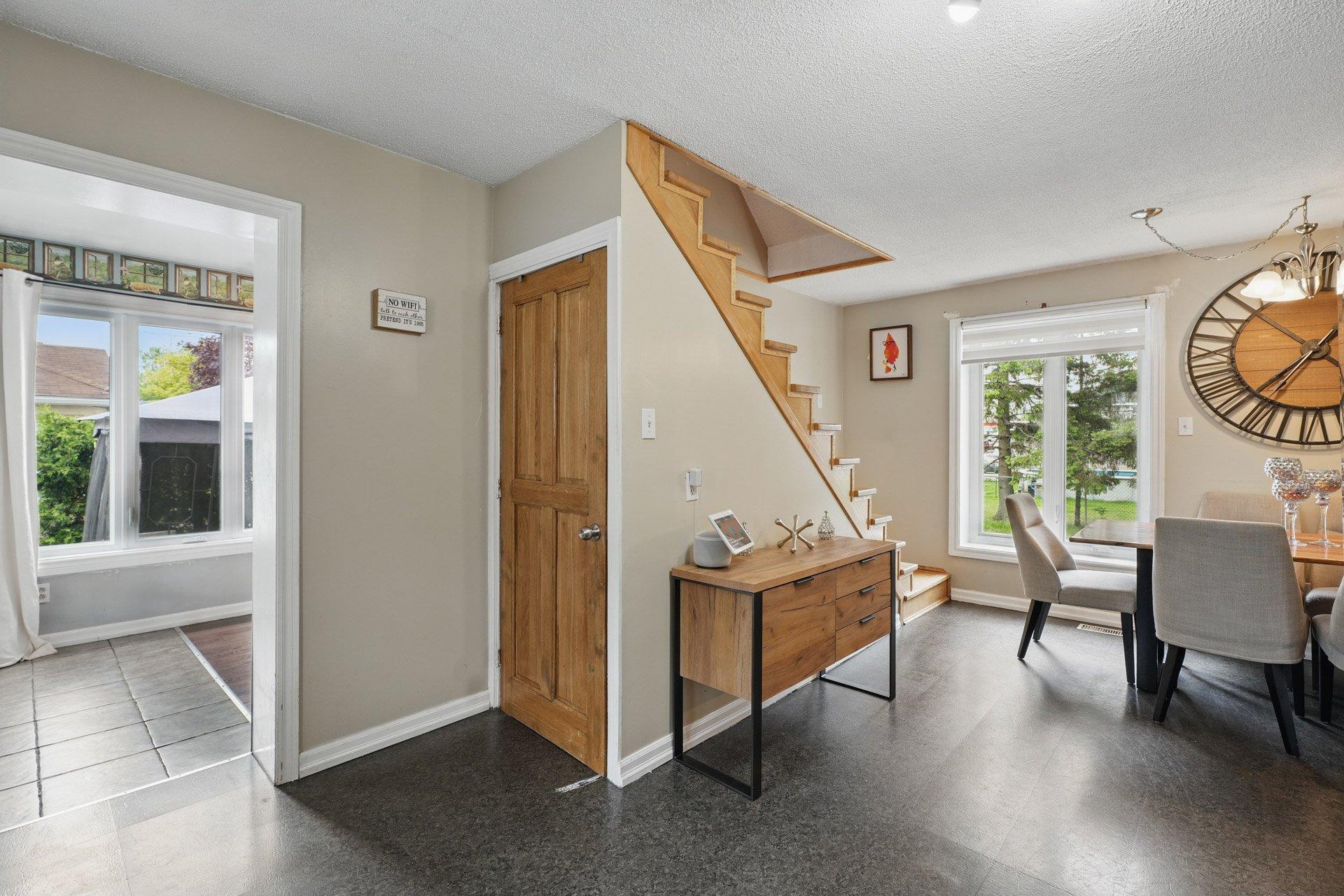 









12


Boul. Lorrain

,
Gatineau (Gatineau),




QC
J8P2C8

