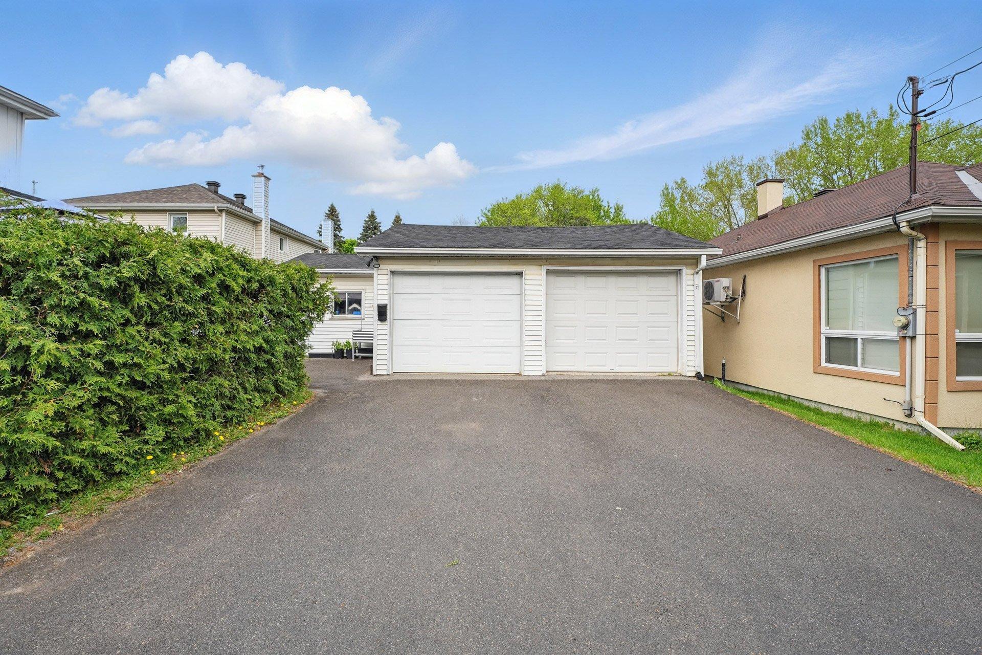 









12


Boul. Lorrain

,
Gatineau (Gatineau),




QC
J8P2C8

