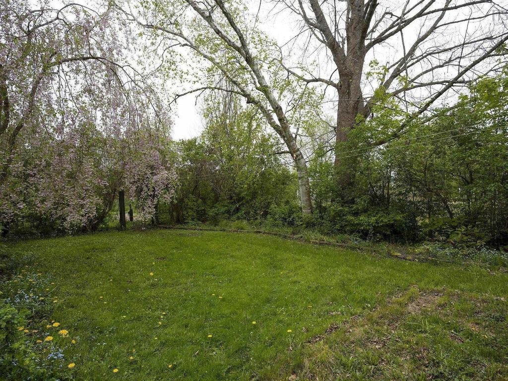 












341 College Road

,
Windsor,




NS
B0N 2T0

