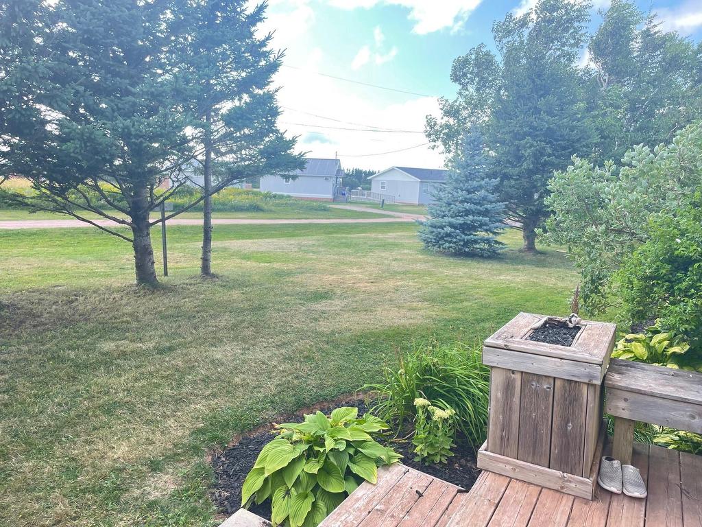 












115 Maccoubrey Lane

,
Cavendish,







PE
C0A 1N0

