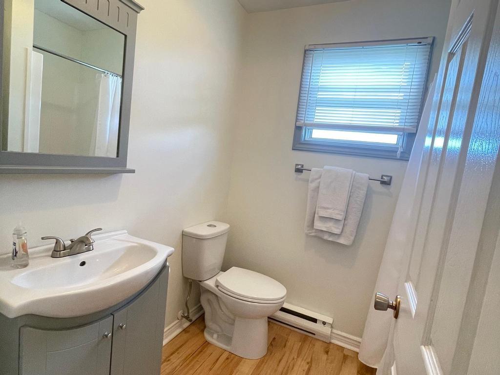 












115 Maccoubrey Lane

,
Cavendish,







PE
C0A 1N0

