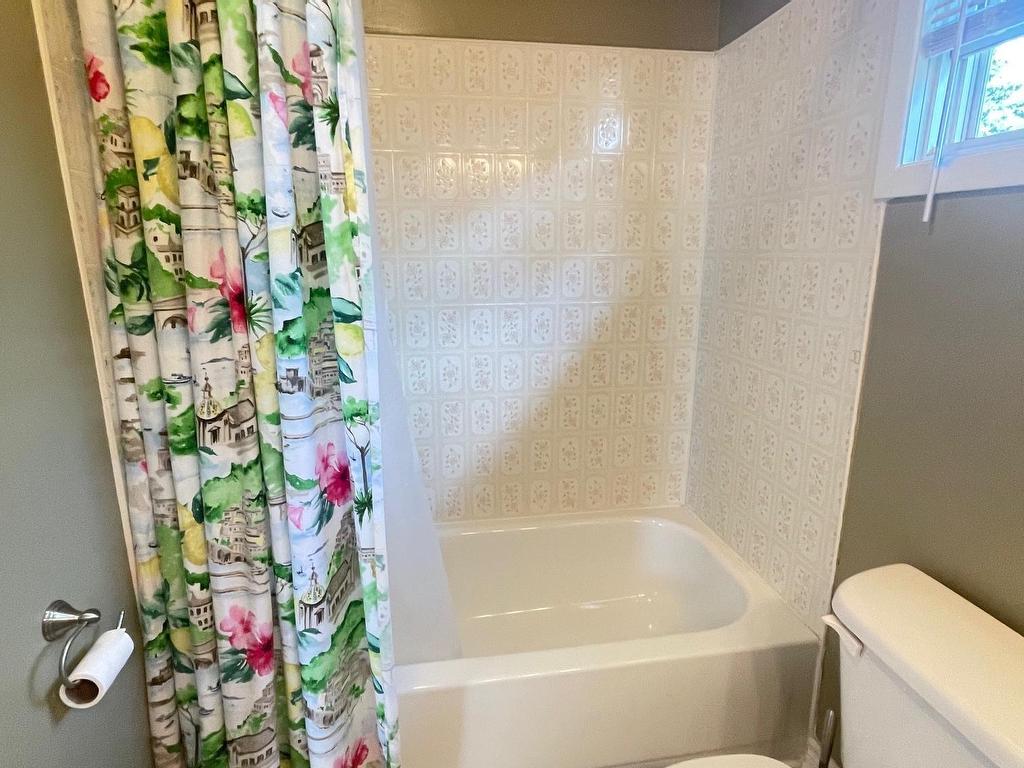 












115 Maccoubrey Lane

,
Cavendish,







PE
C0A 1N0

