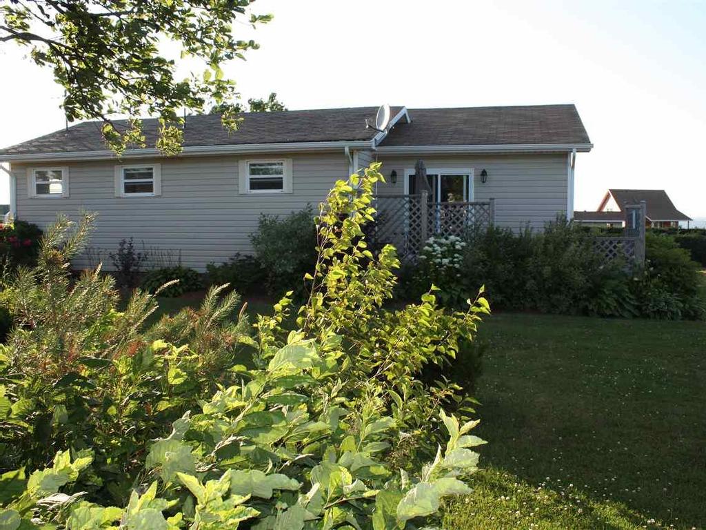 












115 Maccoubrey Lane

,
Cavendish,







PE
C0A 1N0

