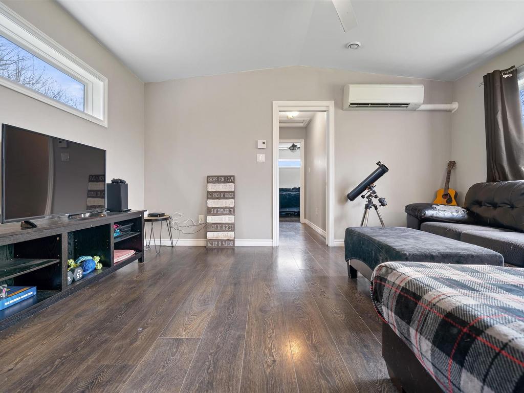












172 Guest Drive

,
Bible Hill,




NS
B2N 6N9

